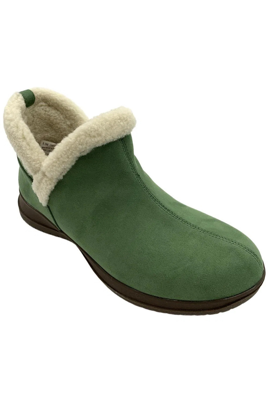 ARRAY Women's Priya Ankle Booties Ivy - Wide